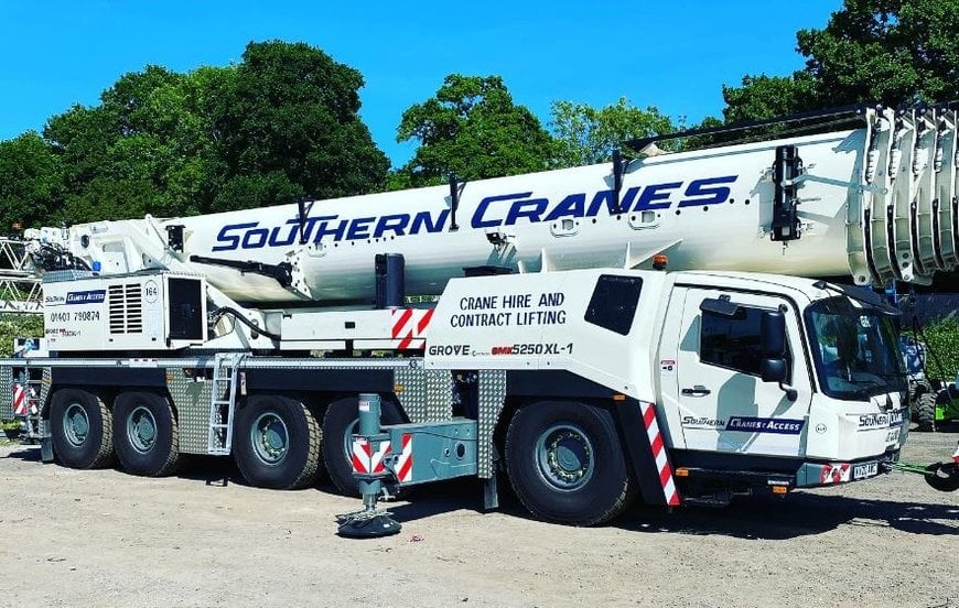 Southern Cranes & Access takes delivery of UK’s first Grove GMK5250XL-1